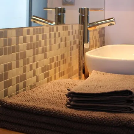 شقة - Modern Balcony Flat Perfect Location كان