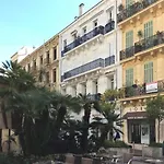 Appartement - Modern Balcony Flat Perfect Location *
