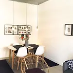 - Modern Balcony Flat Perfect Location *