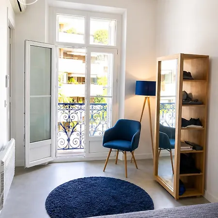 - Modern Balcony Flat Perfect Location Appartamento Cannes