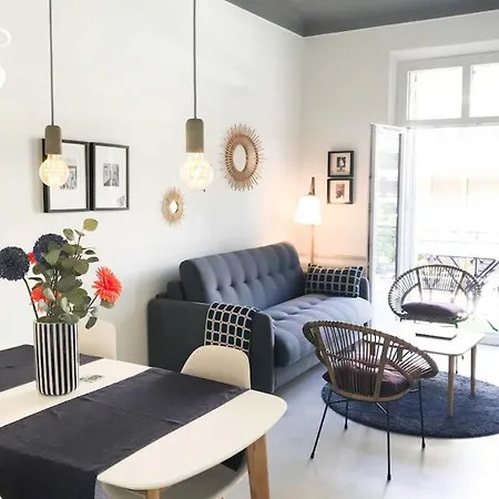 Apartment - Modern Balcony Flat Perfect Location Cannes
