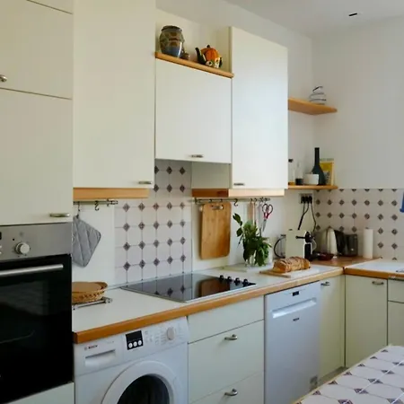 - Modern Balcony Flat Perfect Location Daire *